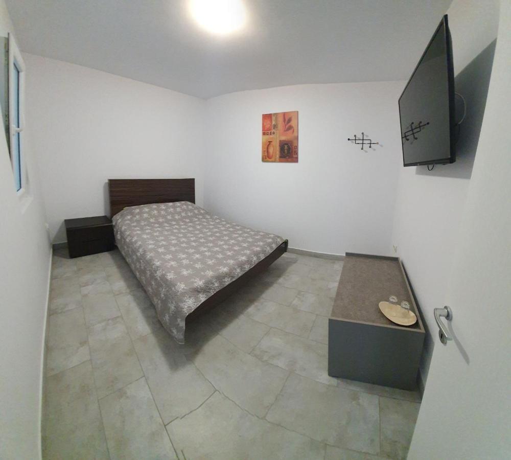 Casa Musceleana Hotel Câmpulung Buitenkant foto