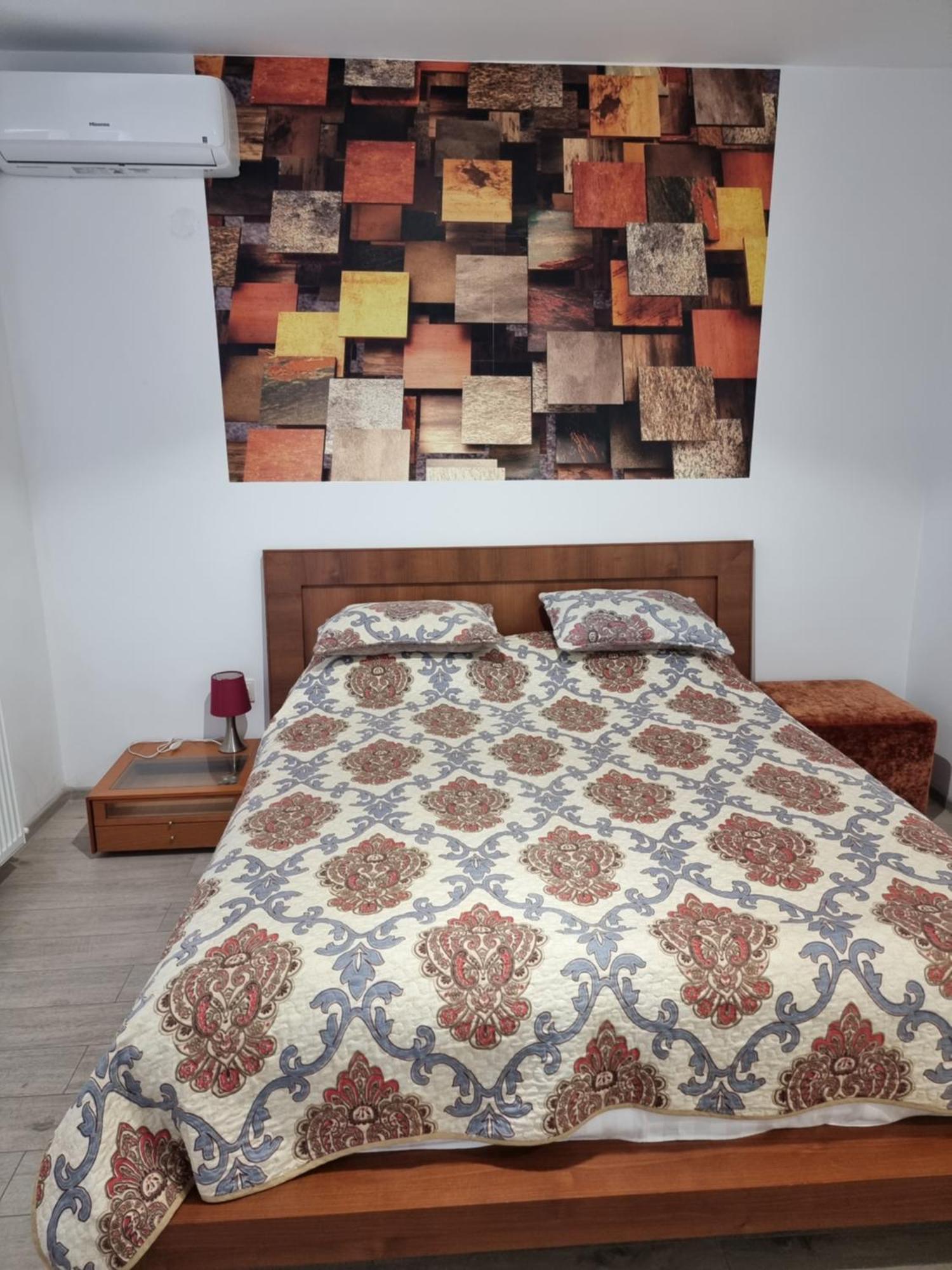 Casa Musceleana Hotel Câmpulung Buitenkant foto
