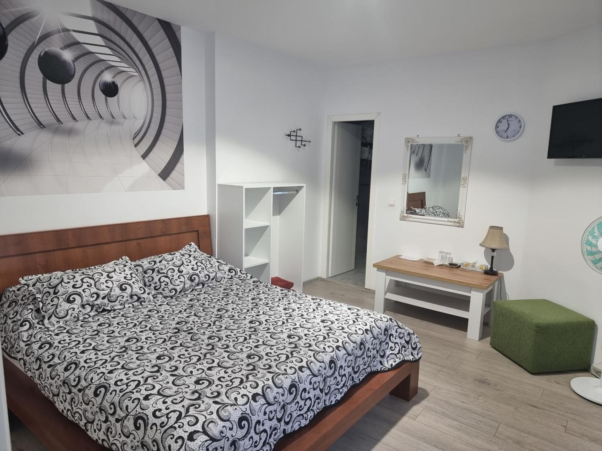 Casa Musceleana Hotel Câmpulung Buitenkant foto