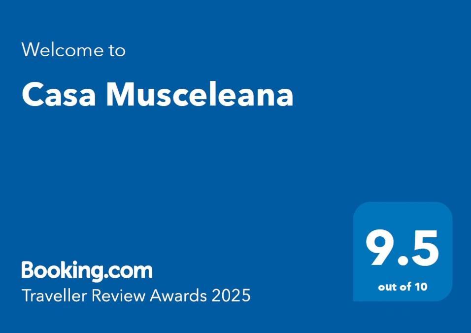 Casa Musceleana Hotel Câmpulung Buitenkant foto